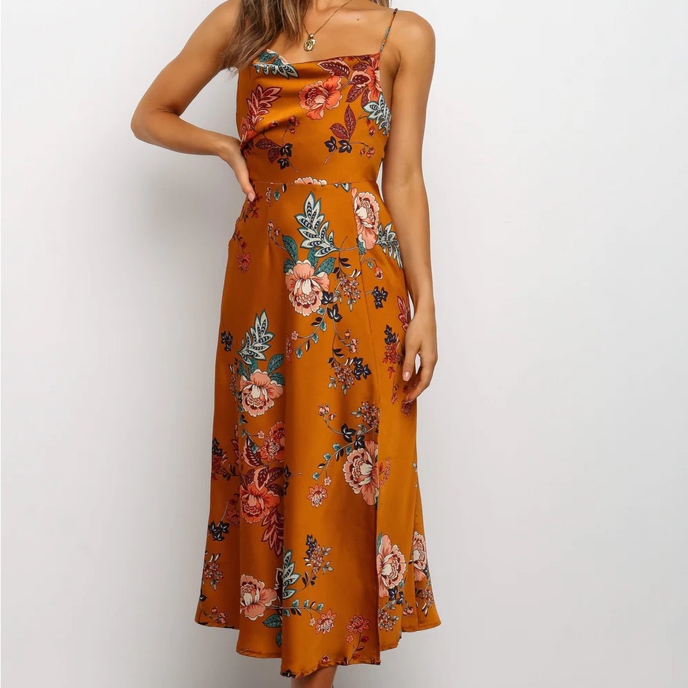 Doriah Dress - Tan